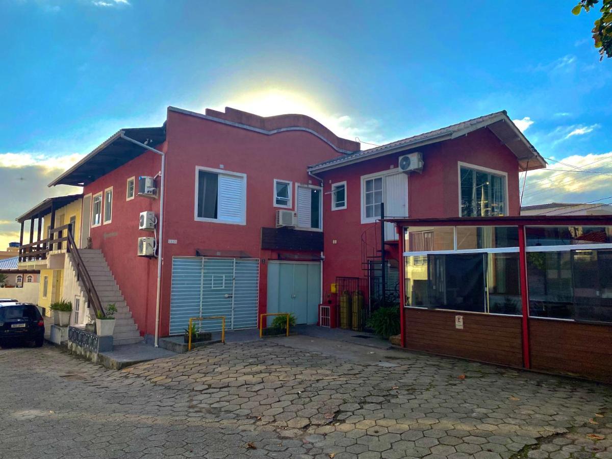Apartamento Floripa 17 Aconchegante e Funcional- Próximo ao Centro, UFSC, Aeroporto e praias Florianópolis Exterior foto